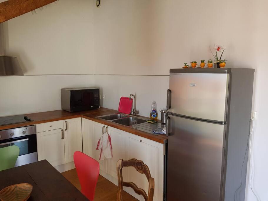 Appartement Pres Des Plages Du Mourillon Toulon Exterior foto