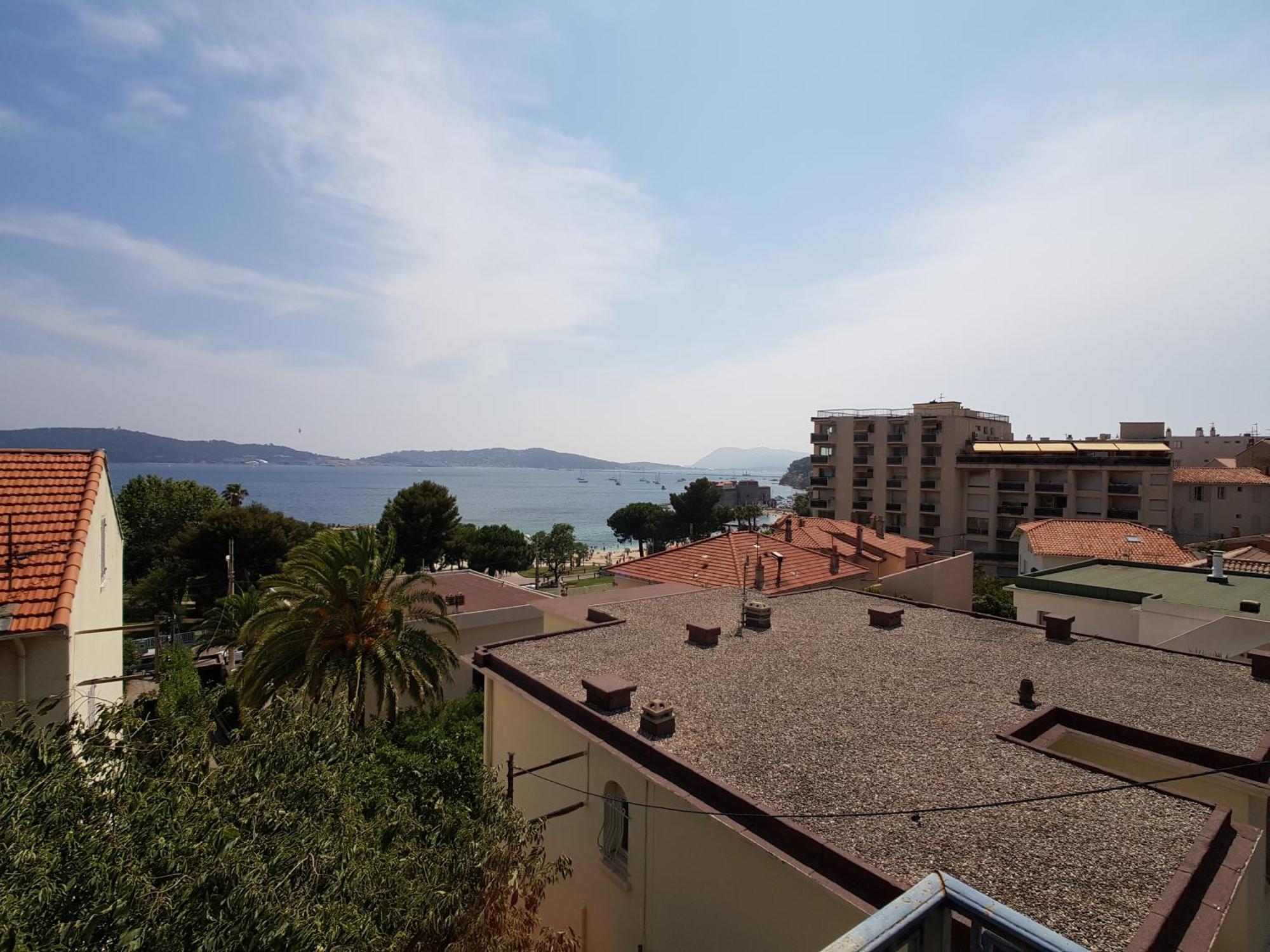 Appartement Pres Des Plages Du Mourillon Toulon Exterior foto